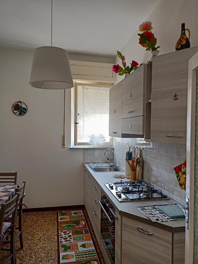 Casa Ilanfra - Appartamenti Gabbiano, Farfalla E Stella Marina Пйомбіно Екстер'єр фото