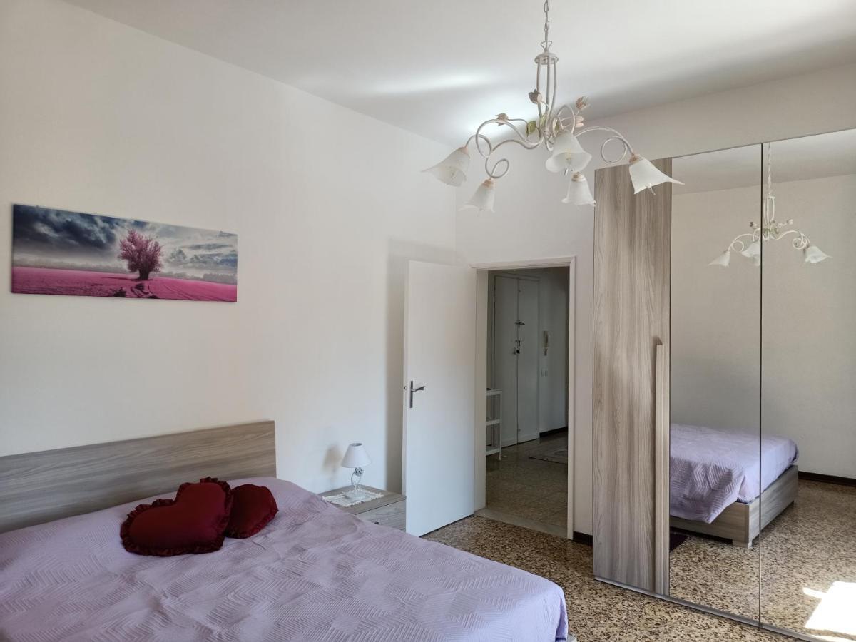 Casa Ilanfra - Appartamenti Gabbiano, Farfalla E Stella Marina Пйомбіно Екстер'єр фото