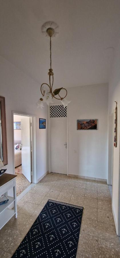 Casa Ilanfra - Appartamenti Gabbiano, Farfalla E Stella Marina Пйомбіно Екстер'єр фото